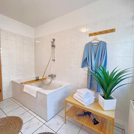 Apartament Timeless Apartment: Free Parking + Balcony Wuppertal
