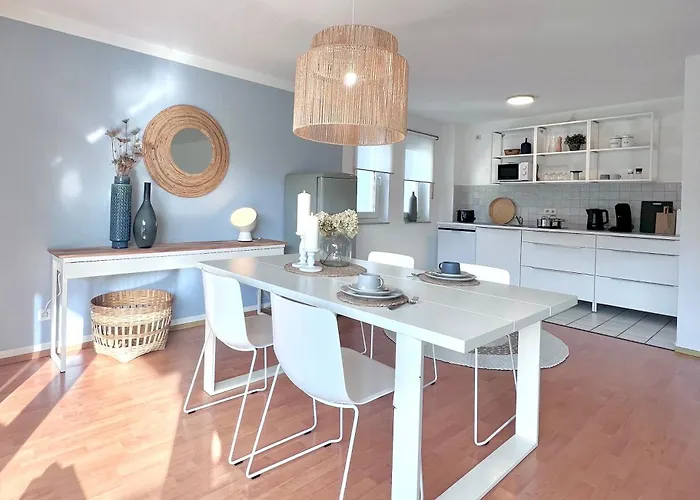 Timeless Apartment: Free Parking + Balcony Lägenhet Wuppertal