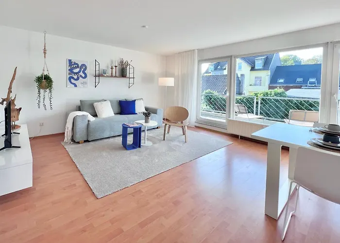 Timeless Apartment: Free Parking + Balcony Wuppertal